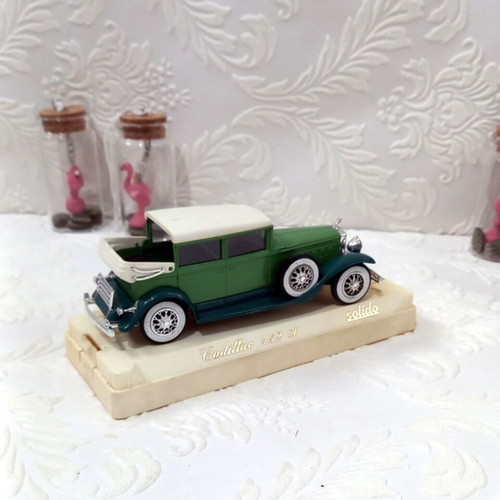 Cadillac Solido 452a 1930s diecast model car like new
