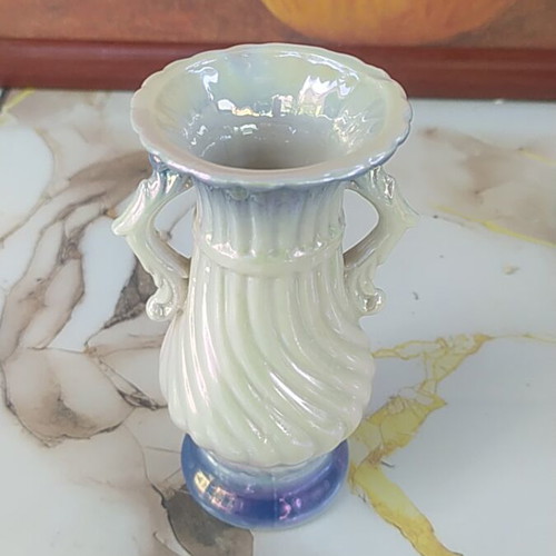 Ceramic decorative vase like new