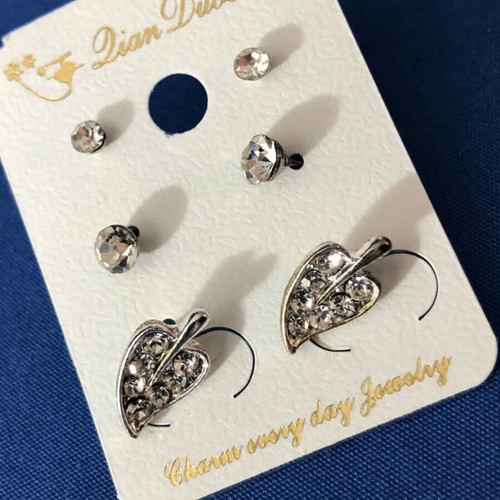 Silver Tone Rhinestone Stud and Leaf Earring Set new fashion jewelry