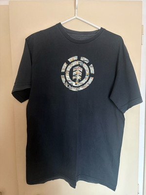 Element t-shirt Large black like new