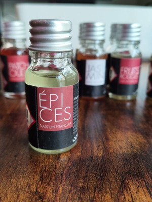 Aromatic oil with spice scent 10ml new