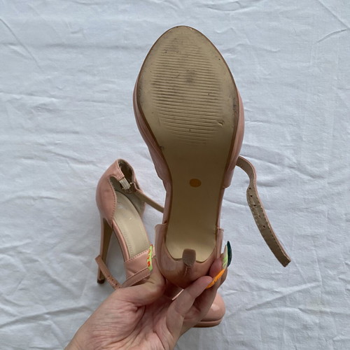 Pink heels size 37