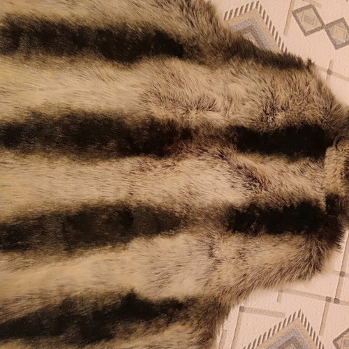 Fur sleeveless jacket new, black and beige