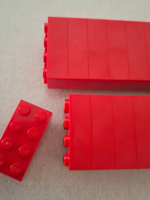 Lego bricks 2 x 4 red pack of 20 like new