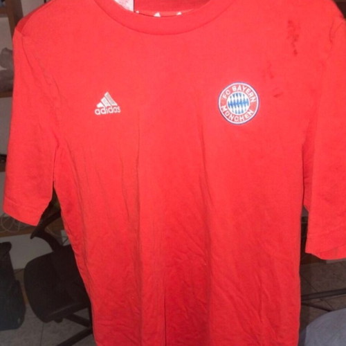 Bayern Munich T-shirt used, size medium