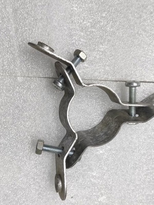 Asteras mast support for antenna used