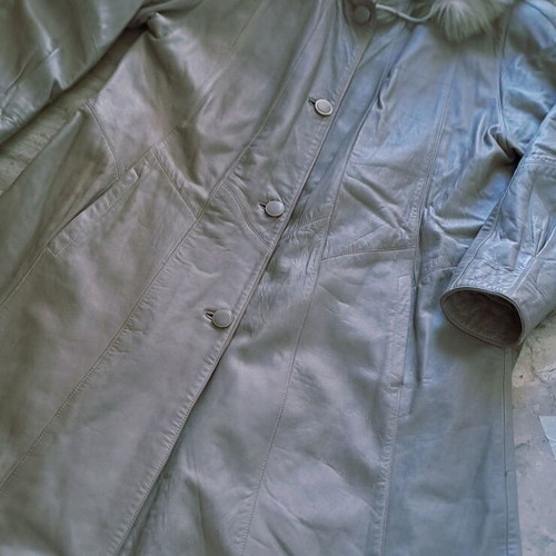 Vintage women's leather coat used, beige, size M