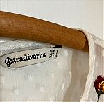  Μπλούζα Stradivarius με κέντημα