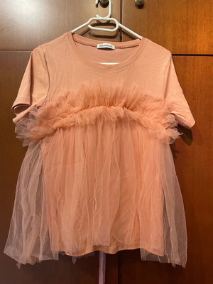 T-shirt with tulle new, peach color, elastic fabric