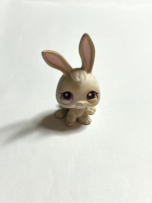 Littlest Pet Shop LPS Bunny figure used