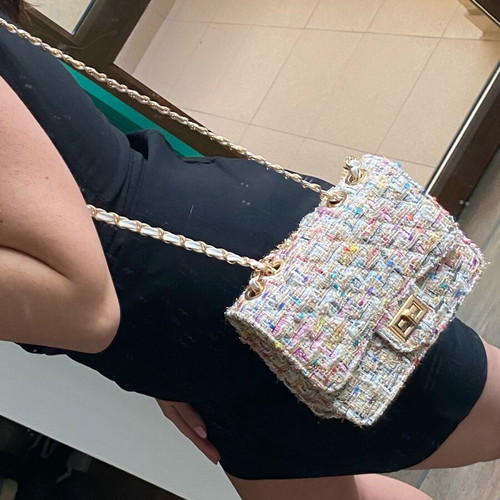 Colorful shoulder bag like new for day and date