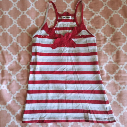 Vintage lace tank top Red paint size S like new, striped