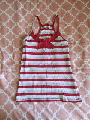Vintage lace tank top Red paint size S like new, striped