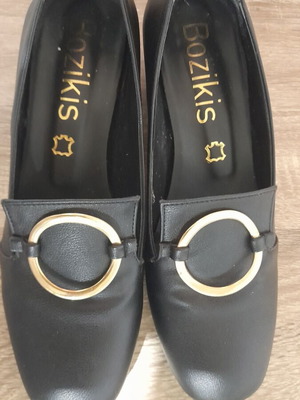 Bozikis pumps size 38 like new, black