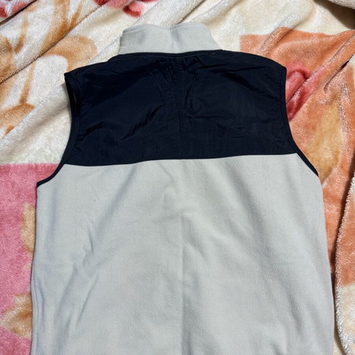 Nike Therma Fit sleeveless jacket used, size L, black and beige