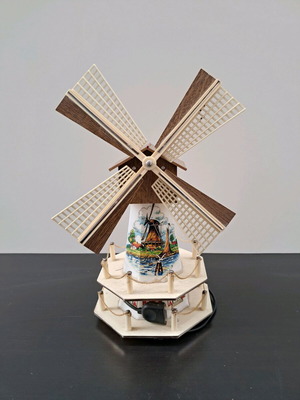 Decorative windmill 1990 like new, height 40cm