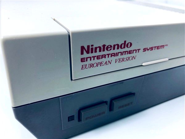 NES Nintendo Entertainment System set episkevastike/ Refurbished 19012