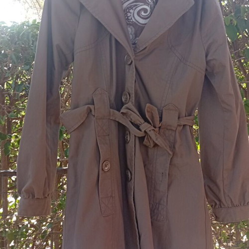 Trench coat H&M like new, size 40, with pockets and belt