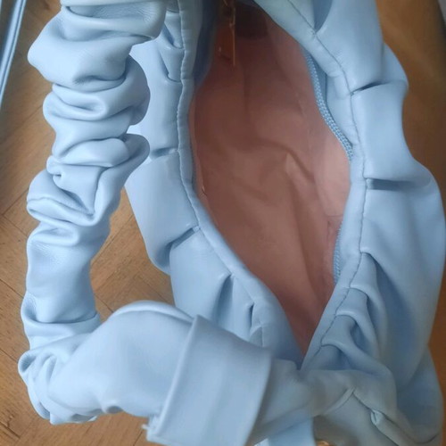 Turquoise shoulder bag like new with detachable strap