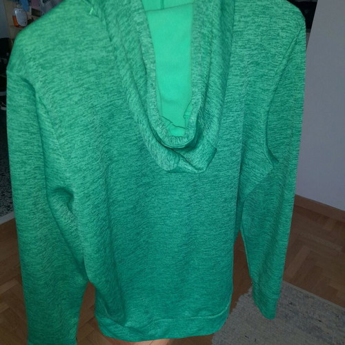 Under Armour sweatshirt Small green like new