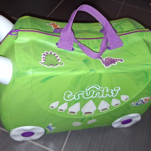 Trunki children's travel suitcase like new green