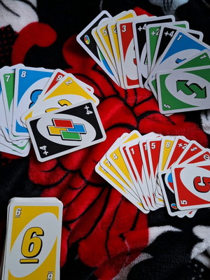 Uno Deluxe used classic card game