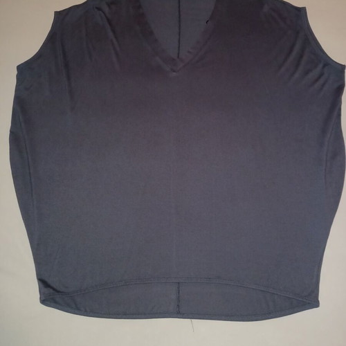 Unalome women's blouse bat style like new, plus size 50-52, gray