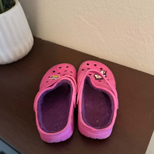 Children's pink winter slippers with fur lining