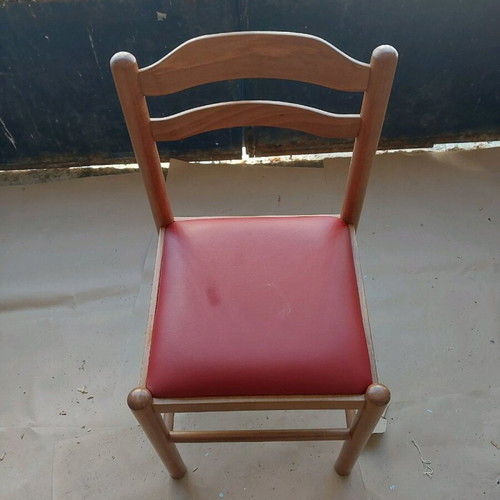 Wooden chair new in excellent condition