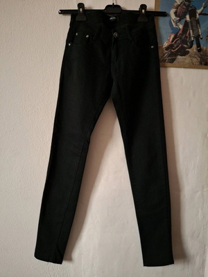 Nina Carter black jeans small size like new