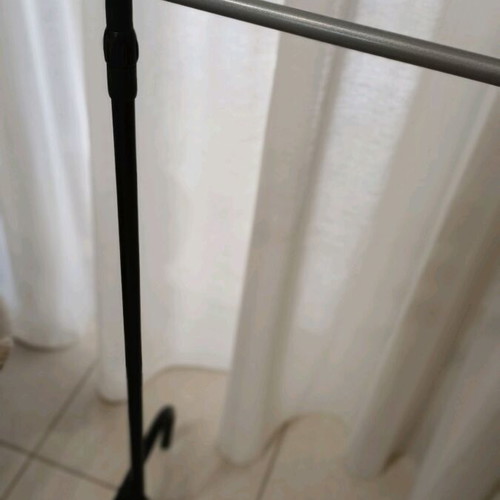 Metal Clothes Rack Like New