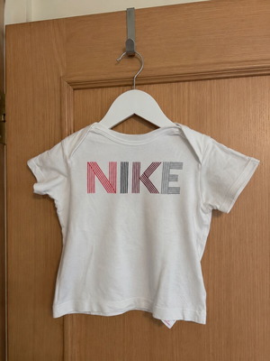 Nike T-shirt for girl 18-24 months new