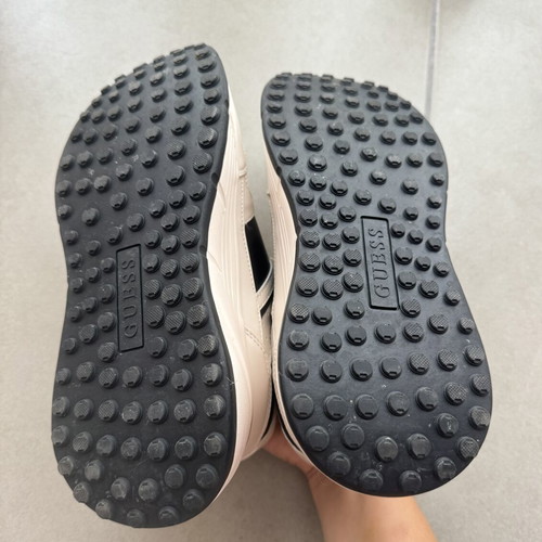 Guess chunky sneakers, beige and black, size 37