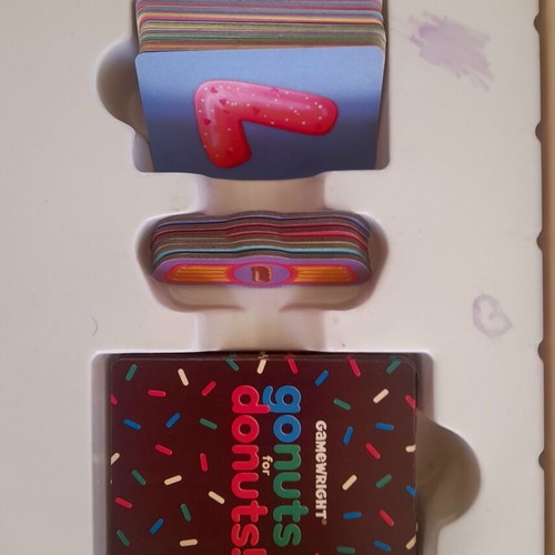 Donuts Go Nuts! board game like new, English edition