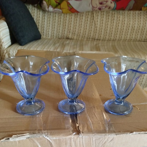 Glass ice cream bowls used, set of 3