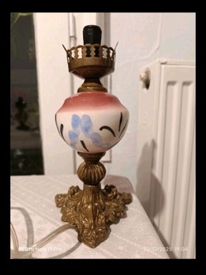Antique table lamp used with metal elements