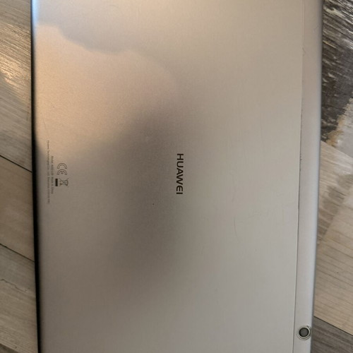 Huawei MediaPad T3 10 tablet, model AGS2-W09
