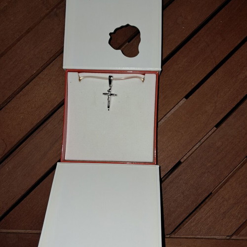 Cross necklace new, silver with gift box