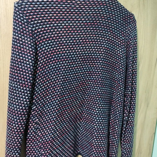 Knitted cardigan size Medium new with unique knitting