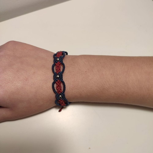 Macrame bracelet with beads new, handmade, blue-bordeaux