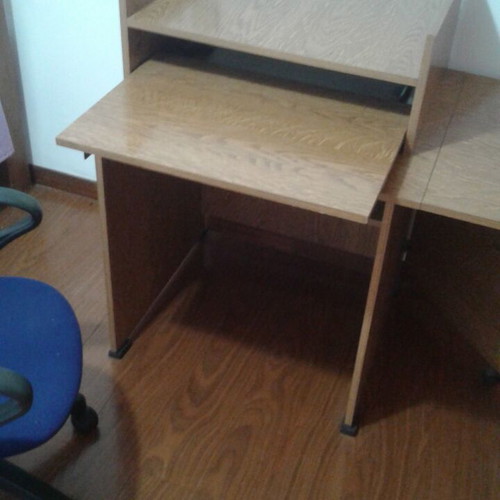 Computer desk with extension and chair like new