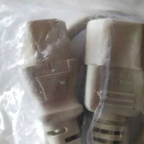 Power Cord Cable C13-C14 1.2m Well Shin like new