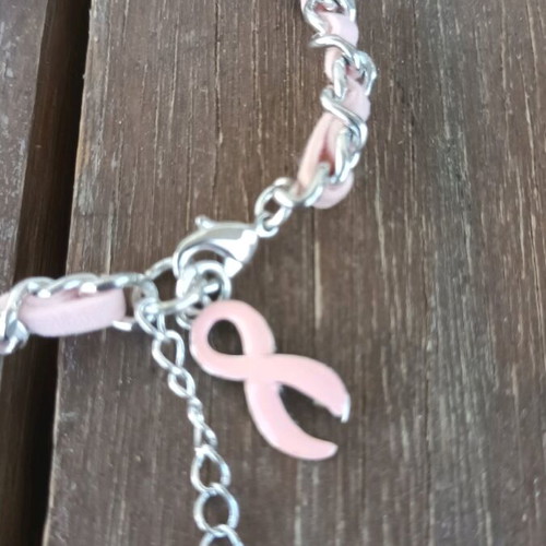 Breast Cancer Crusade Avon bracelet new