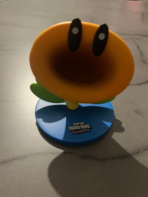 Oshaberi Flower от Super Mario Wonder за Nintendo Switch употребяван