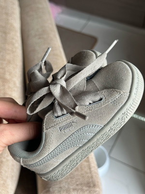 Puma children's shoes size 23 like new