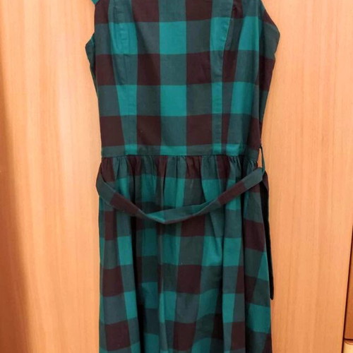 Benetton plaid dress pin up style like new, green, size S
