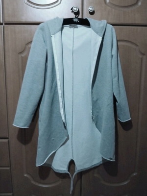 Long women's hoodie sweater coat Katrus like new, gray, size XL