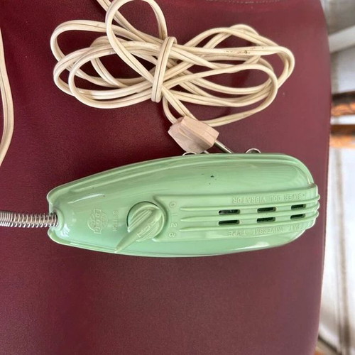 Massage device 1960 bakelite turquoise like new