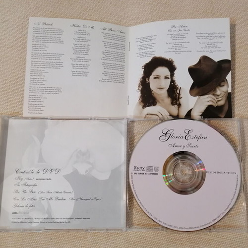 Gloria Estefan Amor y Suerte double album like new, Latin