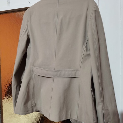 Light Brown Blazer like new, stretch fabric